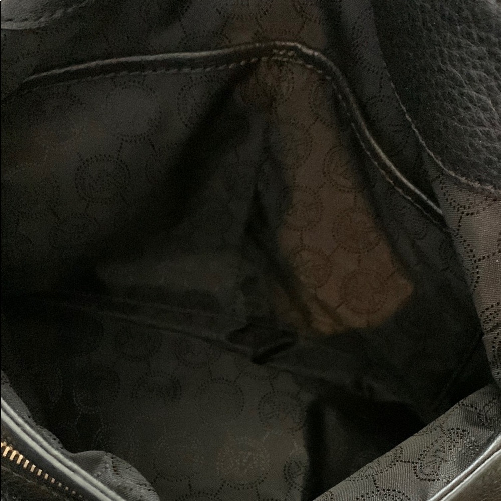 Michael Kors Black Leather Shoulder Bag - Picture 5 of 15